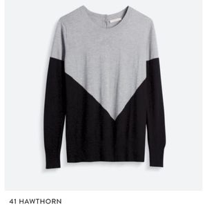 41 Hawthorn Presley Color-block button back sweater